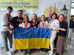 Українські учні здобули золото на Європейській олімпіаді з експериментальної науки