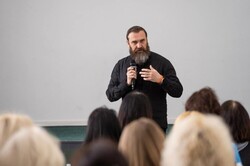 Якою має бути старша школа Україні: з 1 вересня розпочинається перший етап пілотування