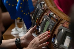 ВР звернулась до уряду про перегляд  пункту про обмеження фінансування для шкіл з менш ніж 60 учнів
