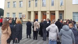 У місті на Житомирщині освітяни виходили на протест через урізання премій до Дня вчителя