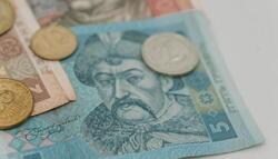 Освітянин продемонстрував, скільки отримує вчитель-початківець