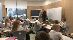 У Львові відбувся перший урок в школі, збудованій за допомогою 3D-принтера