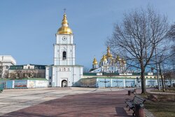 Юних киян і гостей столиці запрошують на безплатні квест-екскурсії містом до Дня захисту дітей