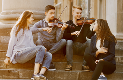 Творчі конкурси при вступі до вишів проводитимуться очно