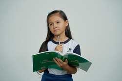 У школах можуть з’явитися тьютори й асистенти: законопроєкт про розширення державної підтримки учнів