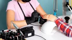 На чому не можна економити під час відкриття манікюрного салону?