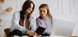 Школярі не можуть вести розмову, критичне мислення слабшає: вчителі попередили про ризики використання ШІ