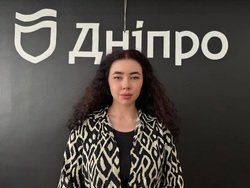 У Дніпрі відбудеться наймасштабніший диктант до Дня Конституції: текст озвучить Alyona Alyona
